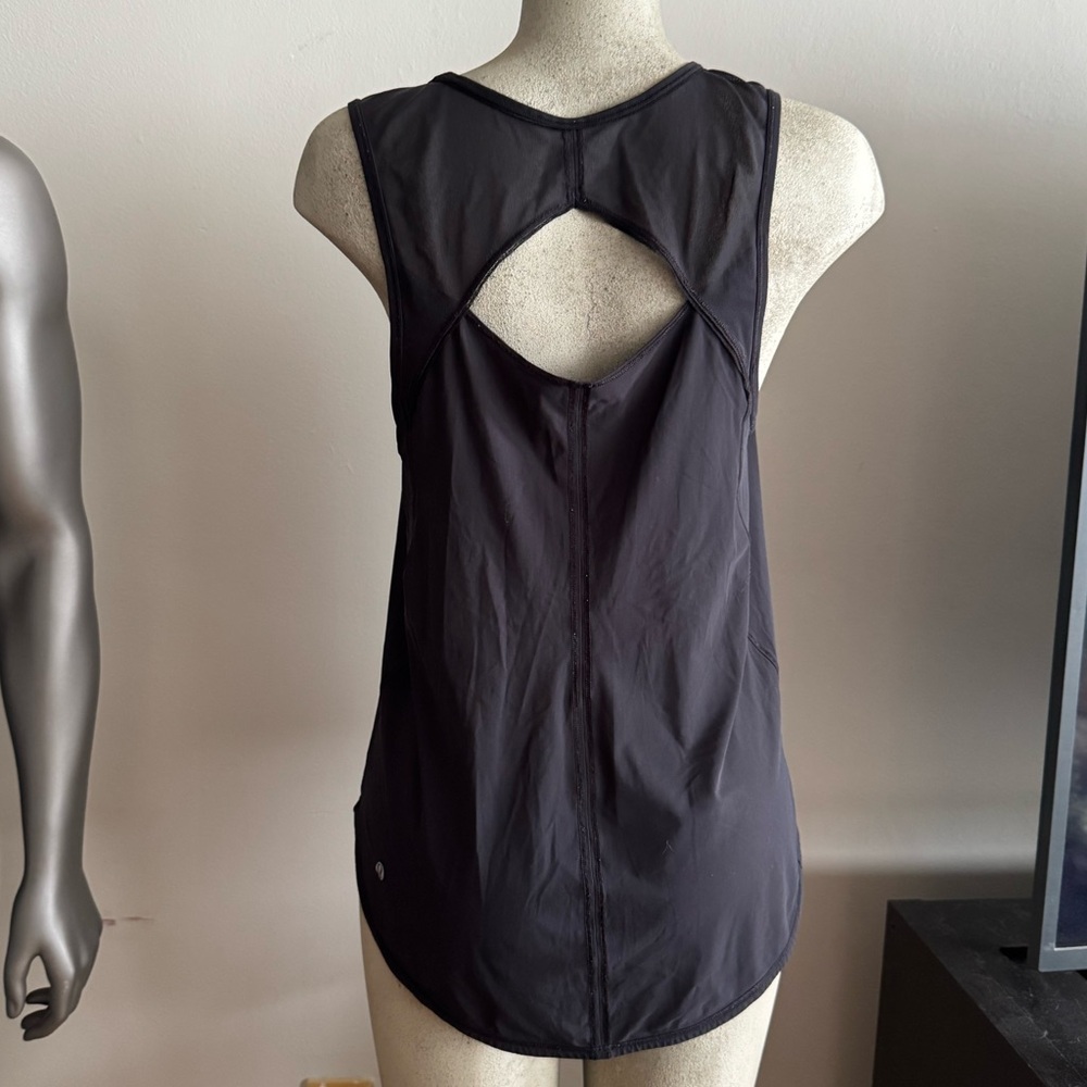 Lululemon Sculpt tank top